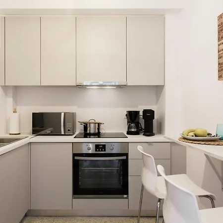 Apartmán Museum Of Modern Art In Apartment, Next To Metro Suggrou Fix, Walk To Acropolis Atény