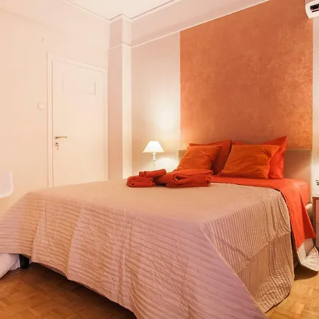 Museum Of Modern Art In Apartment, Next To Metro Suggrou Fix, Walk To Acropolis